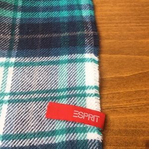Esprit Scarf/Wrap in beautiful blues